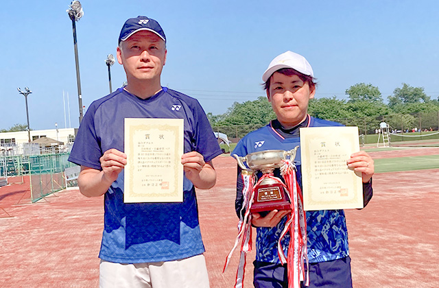ミックスダブルス優勝
